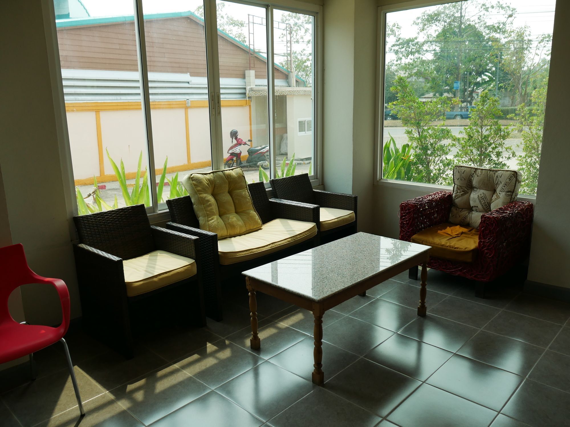 Pk Hotel Buriram Esterno foto